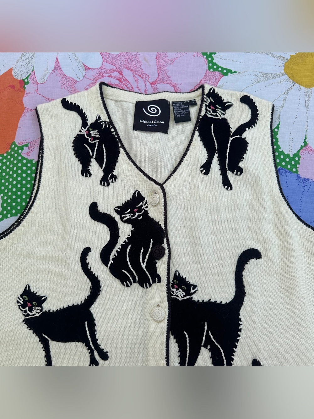 Michael Simon Cat Vest - Picture 2 of 7